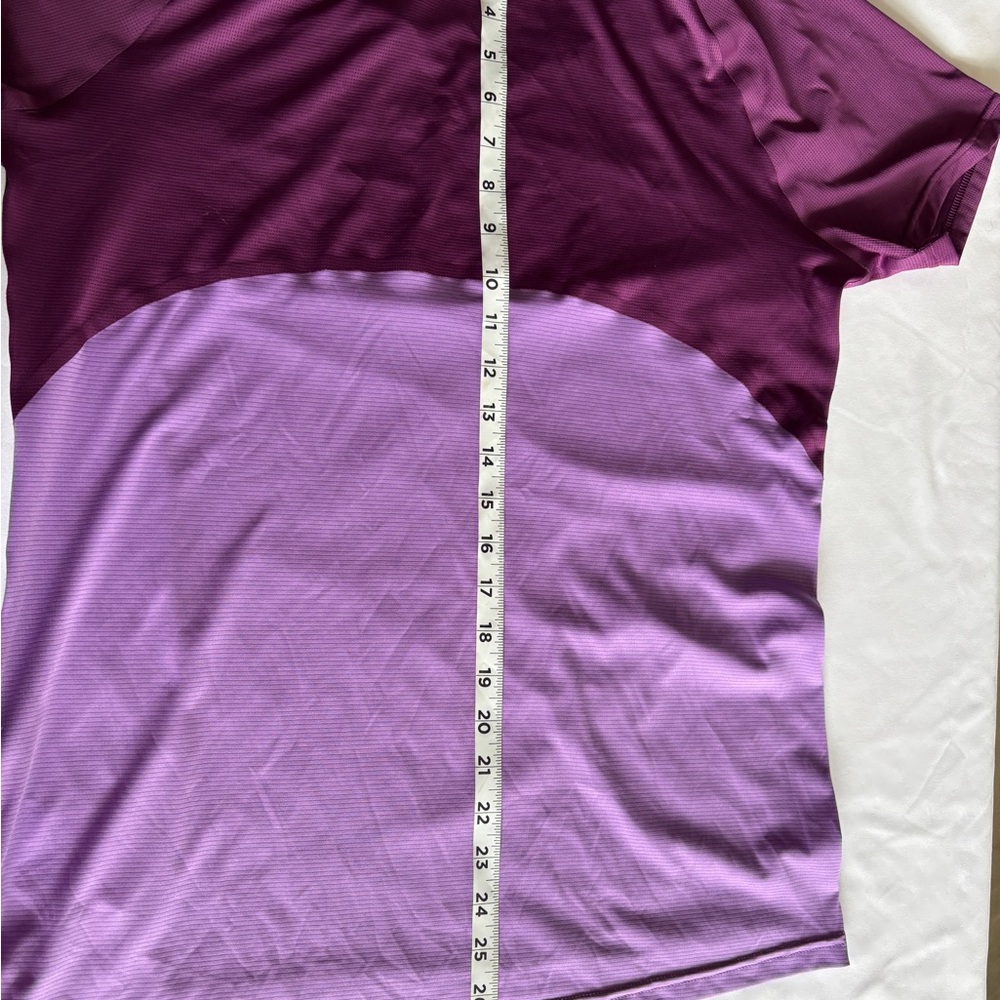 Patagonia Women’s V-Neck Short Sleeve Color Block Purple Top Large - Picture 9 of 9